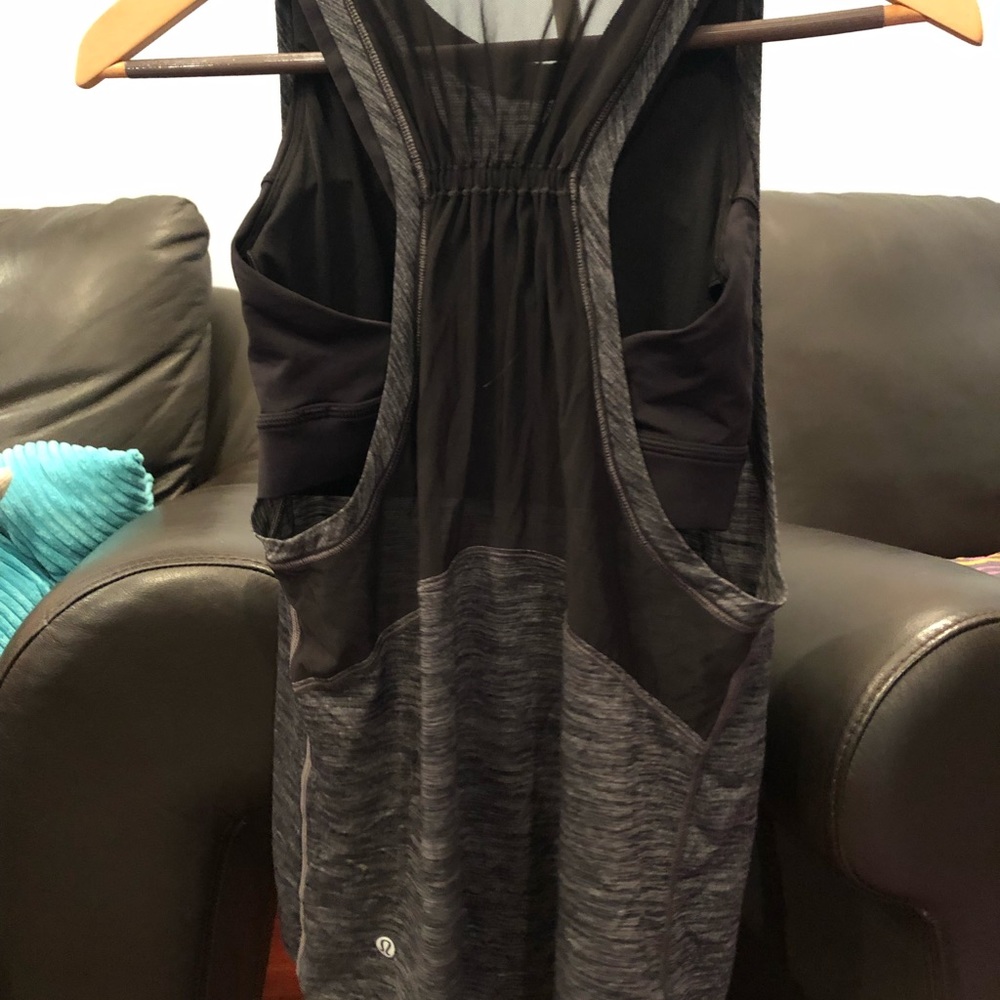 Lululemon tank